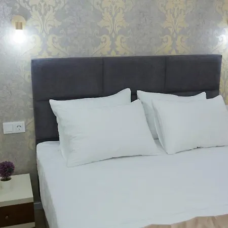 Sameba Bell, Luxury Apartment Tbilisi Exterior photo